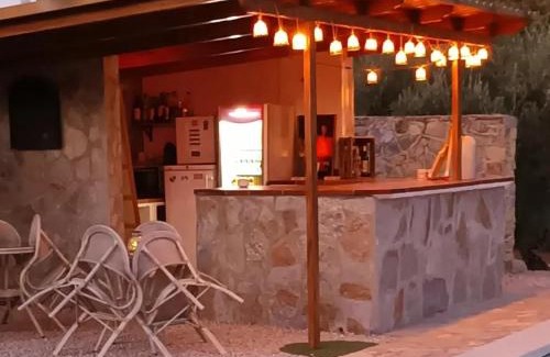 Algarinejo Apartment | Charming Hacienda La Buena Vida B&B with Ocean Views