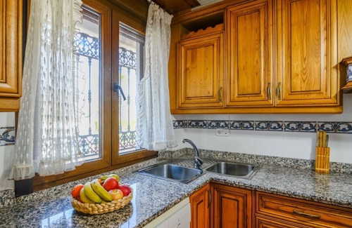 Priego de Cordoba Villa | Relaxing Retreat at Hacienda la Toscana in Priego de Córdoba