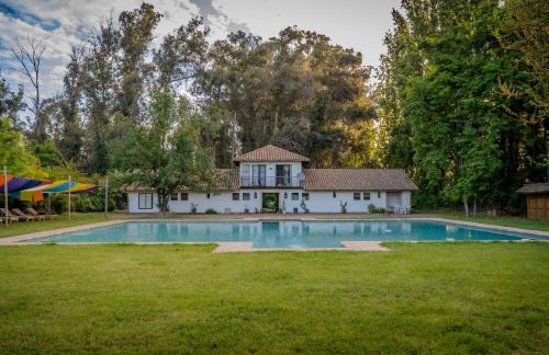 San Fernando Hotel | Experience Hotel Hacienda los Lingues: Guest Rated 9/10