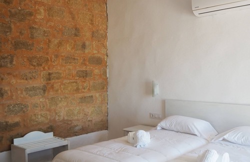Arcos de la Frontera Hotel | Relax at Hacienda Marcharavi: Eco-Friendly Retreat with Pool