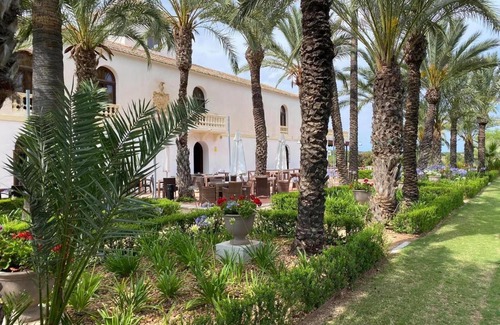 Jeronimo y Avileses y Balsicas de Arriba Apartment | Top-Rated Hacienda Riquelme with Pool & Breakfast Included