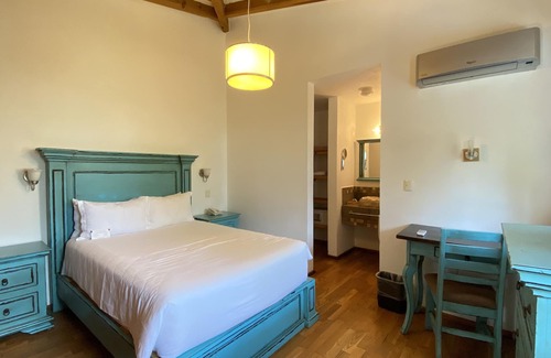 Huamantla Hotel | Relaxing Hacienda Soltepec Suites with Spa & Golf Access