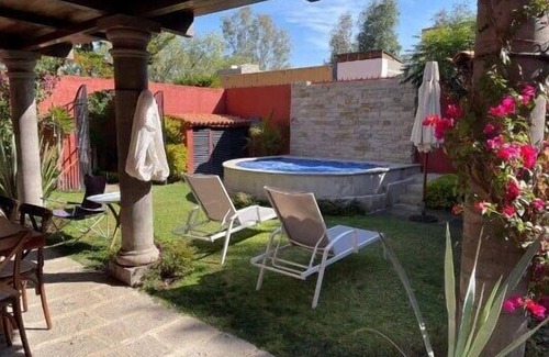 San Juan del Rio House | Colonial Retreat by Vineyards with Spa and Hot Tub Amenities