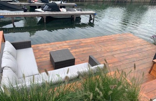 Linden Resort | Scenic Hackfort Waterfront 6 - Family-Friendly Ocean Retreat