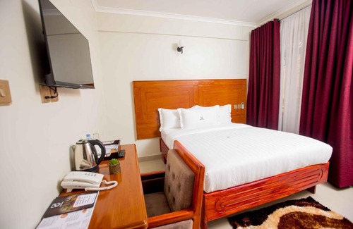 Mirongo Hotel | Experience Comfort at Hadjens Hotel: Rated 9/10 & Family-Friendly