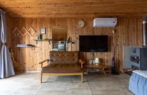 Gujwa House | Cozy Hado Saeya Saeya Entire House with Oceanfront Views