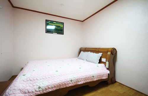 Pungyang-myeon Hotel | Eco-Friendly Hadong Gabiwon: Guest Rated 9.4/10