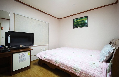 Pungyang-myeon Hotel | Eco-Friendly Hadong Gabiwon: Guest Rated 9.4/10
