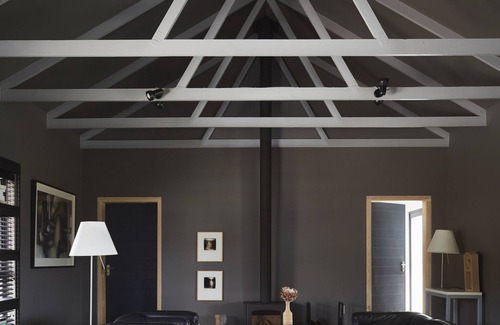 Stanford House | Experience HaesFarm: Family-Friendly Spa Retreat with Breakfast