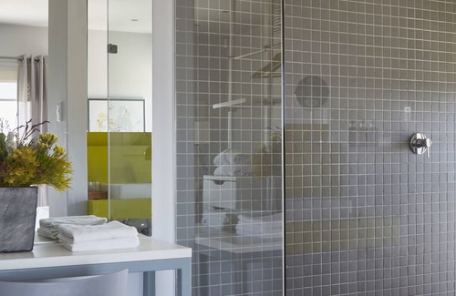 Stanford House | Experience HaesFarm: Family-Friendly Spa Retreat with Breakfast