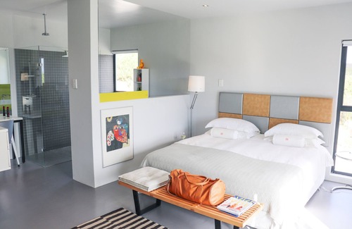 Stanford House | Experience HaesFarm: Family-Friendly Spa Retreat with Breakfast