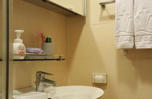 Haeundae Apartment | Oceanfront Haeundae Bada Condo with Pool & Breakfast