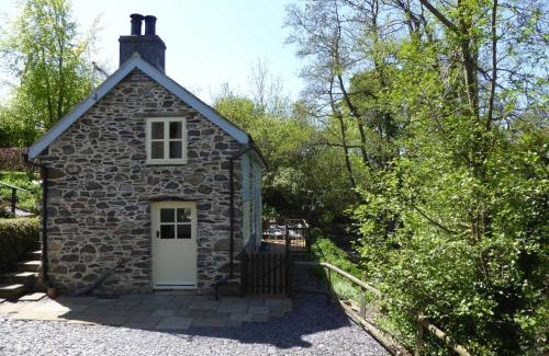 Graigfechan House | Experience Hafannedd: Pet & Child Friendly Getaway