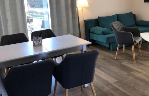 Kahnsdorf Apartment | Hafen 15 - Family-Friendly Retreat by Hainer See, Leipzig
