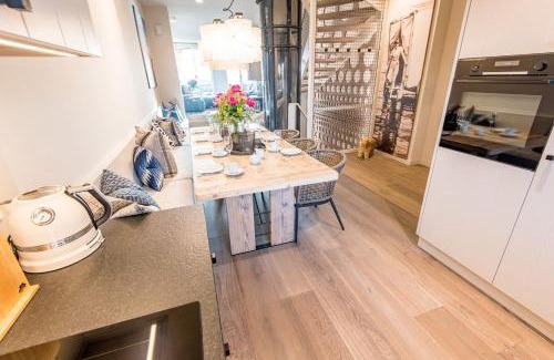 List House | Experience Hafen27List, Haus 8: Pet-Friendly Retreat