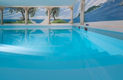 Lauterbach Hotel | Enjoy Relaxation at Hafenhotel zu Putbus with Pool & Dining
