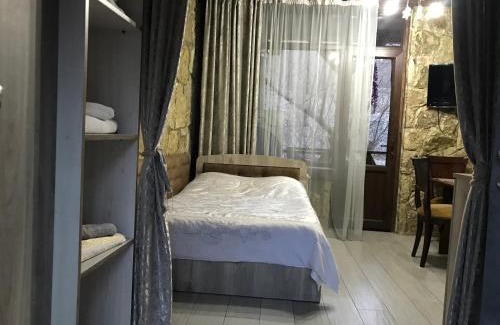 Kaputan Apartment | Perfect Haghartsin Guest House by the River - Family Friendly
