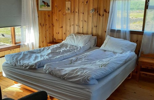 Husavik House | Exceptional Hagi 1 Guesthouse with Family-Friendly Amenities