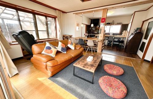 Shiraoi-cho House | Discover HAGINOTCHI: Perfect for Families and Pets