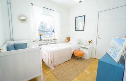 Savedalen House | Cozy Haha Couples Room - Pet and Child Friendly Stay