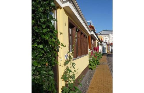 Warnemuende House | Hahns Comfortable Holiday Residence: Family-Friendly Retreat