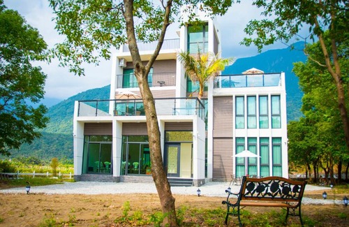 Xincheng House | Top-Rated Hai Yue Wan Resort Club with Family-Friendly Amenities