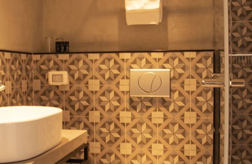 Haifa Hotel | Discover Haifa Peak: Family-Friendly with Breakfast Included