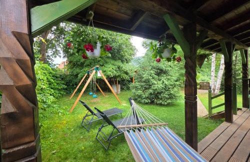 Turnu Rosu House | Discover Cabana din Rusca: 9.9/10 Guest Rated Retreat
