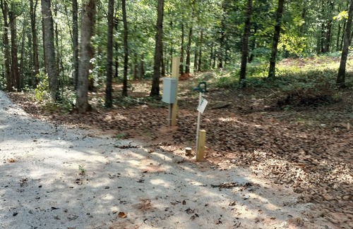 Ashland RV Rental | Pet-Friendly Full Hookup RV Sites at Hairy Hiker Woods