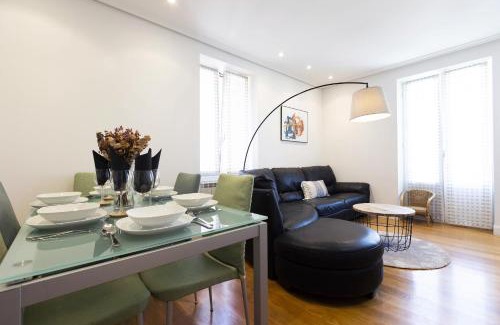 La Marina Apartment | Family-Friendly Retreat at Haizea by Smiling Rentals