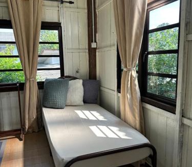 Kampung Padang Midin House | Exceptional Haji Othman Farm: Child-Friendly Retreat