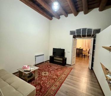 Gyumri House | Top-Rated Hakobyan 84 Guest House in Gyumri