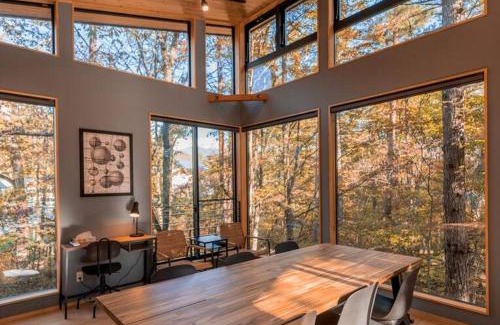 Hokujo Ski Chalet | Elegant Hakuba Arboretum Chalet in Serene Forest Retreat