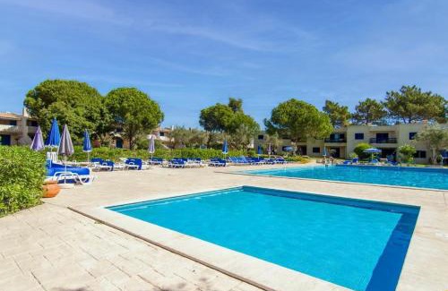 Montes de Alvor Apartment | Experience Hakuna Matata House: Oceanfront Family Retreat