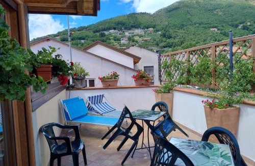 Bomerano Apartment | Explore Hakuna Matata: Family-Friendly 4-Star Retreat