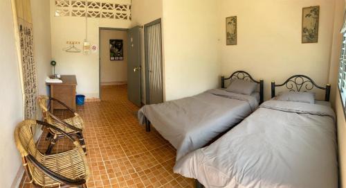 Than To House | Pet-Friendly Halabala Guesthouse for Your Family Stay