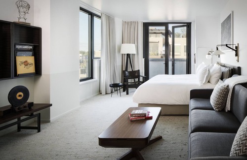 Cherry Creek Hotel | Discover Halcyon: Premier Hotel in Cherry Creek