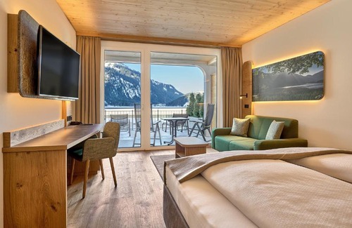 Haller Hotel | Haldensee: Wellness Retreat with Oceanfront Views