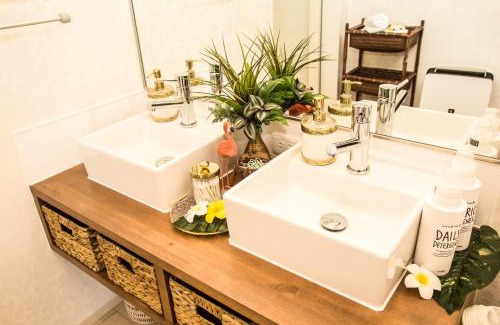 Maeda Villa | Discover HALE恩納村 Ys Casa: Family-Friendly Retreat