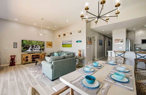 Wailua House Lots Condo | Oceanfront Haven: Hale Awa'puhi 2-BR with Pool & Views