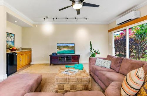 Bayview House | Discover Hale Imaka: Family-Friendly with Pool & Hot Tub
