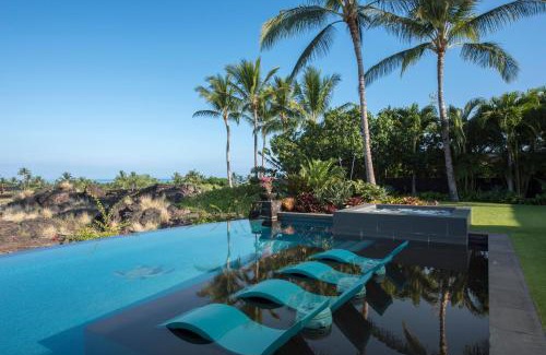 Holualoa House | Experience Comfort at Hale Kahikole with Pool & Hot Tub