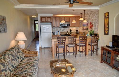Kihei Apartment | Explore Hale Kai O'Kihei 302 with Oceanfront Views