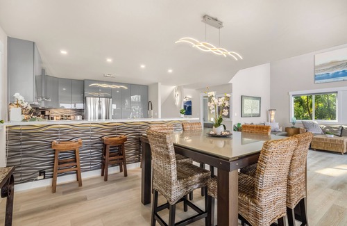 Pupukea House | Oceanfront Escape at Sunset Beach with Pool and Spa