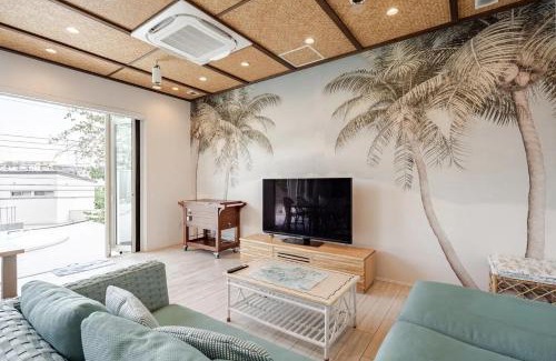 Kotsubo Villa | Experience Maui Villa in Zushi: Hot Tub, Sauna & More!