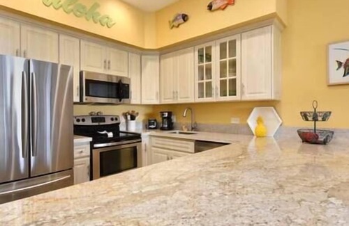 Honokowai Apartment | Oceanfront 2-Bedroom Condo with Breathtaking Views