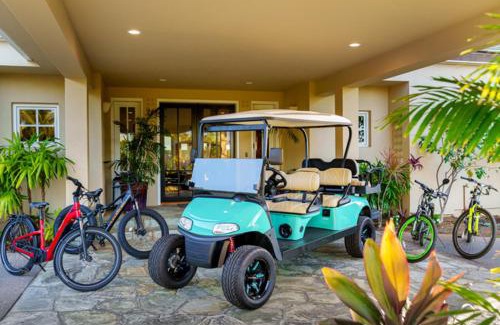 Kamuela House | Relax at Hale Mele 2: Golf Course Views & Private Pool