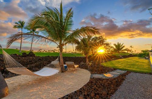 Kamuela House | Relax at Hale Mele 2: Golf Course Views & Private Pool