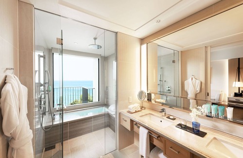 Nakama Hotel | Discover Halekulani Okinawa: 5-Star Family-Friendly Retreat