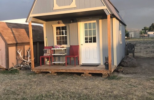 Oakley Cabin | Inviting Hales Hideaway: Family-Friendly Near City of Rocks